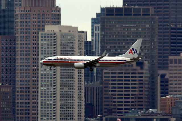 Boeing 737-800 (N920AN) - American 1551 from Chicago arriving on 15