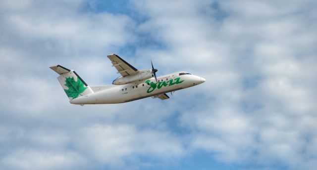 de Havilland Dash 8-100 (C-FABN) - Dash 8 departing ywk