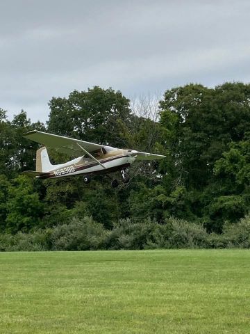 Cessna Skylane (N5938B)