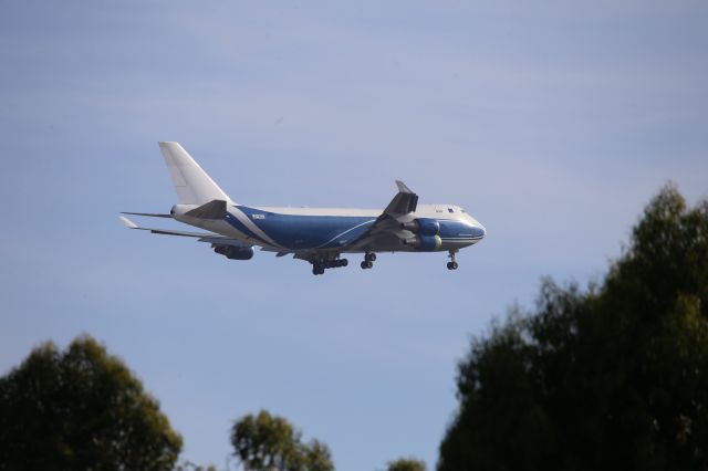 Boeing 747-400 (LX-NCL)