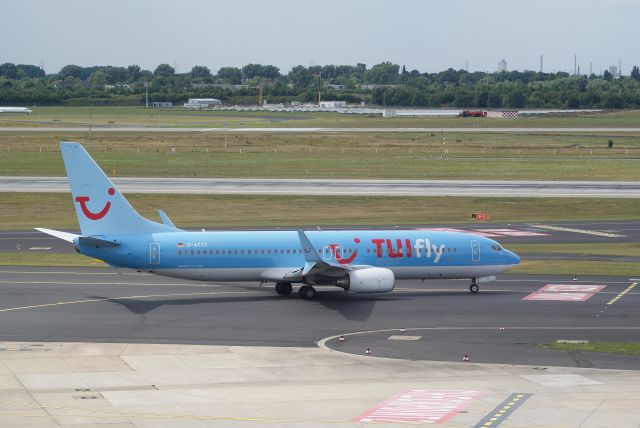 Boeing 737-800 (D-ATYC) - TUIfly B737-8K5 cn37259