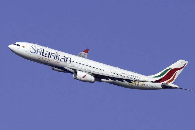 Airbus A330-300 (4R-ALP) - Sri Lankan A330 4R ALP on departure from Sydney