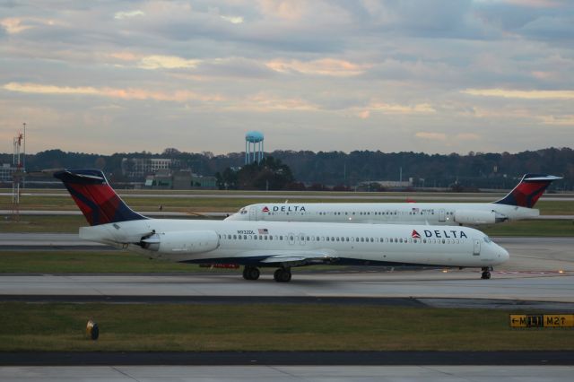 McDonnell Douglas MD-88 (N932DL)