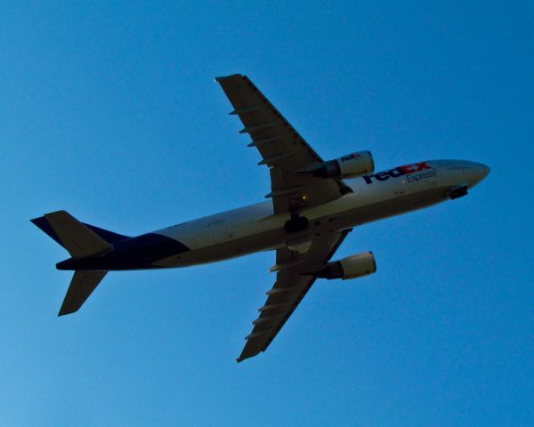 Airbus A300F4-600 (N663FE)