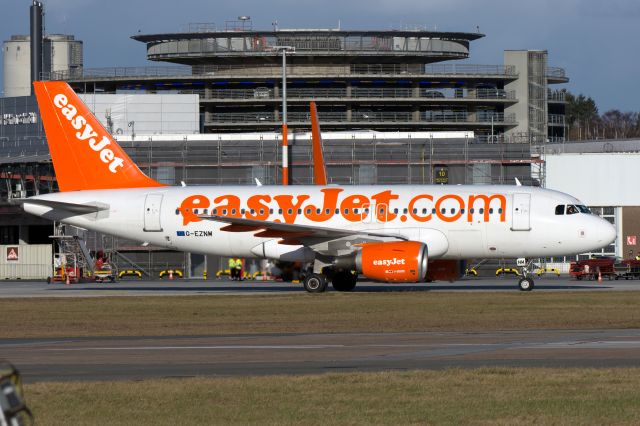 Airbus A319 (G-EZNM)