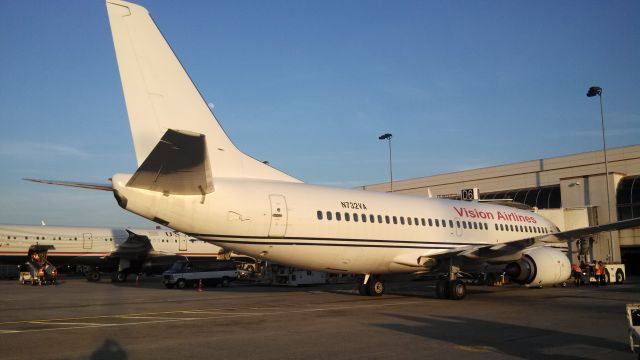 BOEING 737-300 (N732VA) - Ex Continental Airlines bird.