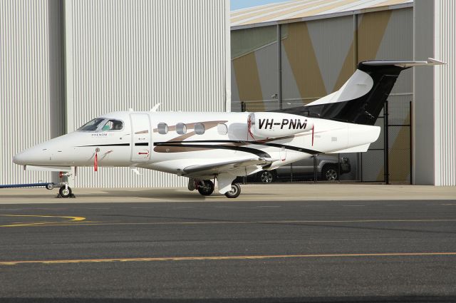 Embraer Phenom 100 (VH-PNM)