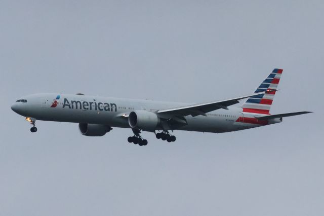 BOEING 777-300ER (N731AN) - Diversion from JFK for fuel.