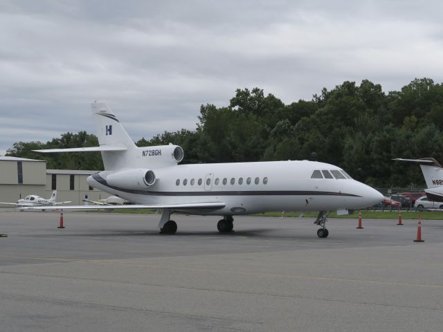 Dassault Falcon 900 (N728GH)