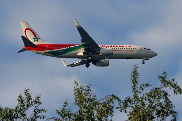 Boeing 737-800 (CN-ROY)