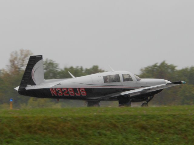 Mooney M-20 (N329JS)