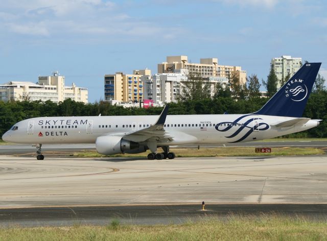 Boeing 757-200 (N659DL)