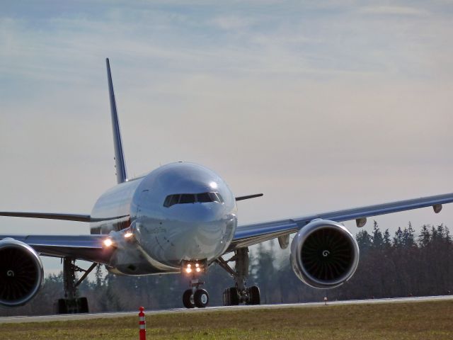 N884FD — - 2-1-2-11 FedEx (testing) Boeing 777-FS2, cn 37137/915 taxing to take-off at Paine Field, Everett, Washington  ||||  Photo by Bruce McKinnon