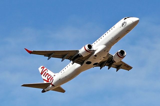 Embraer ERJ-190 (VH-ZPK) - VIRGIN AUSTRALIA AIRLINES - EMBRAER ERJ-190-1001GW 190AR - REG VH-ZPK (CN 19000218) - ADELAIDE INTERNATIONAL SA. AUSTRALIA - YPAD (17/11/2014)