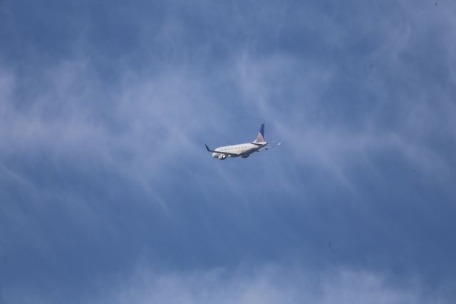 Embraer 170/175 (N117SY)