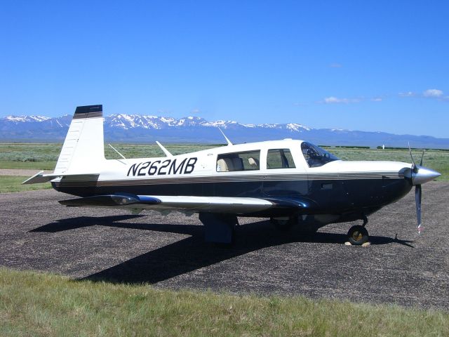 Mooney M-20 Turbo (N262MB) - N262MB at (33V) Walden, CO