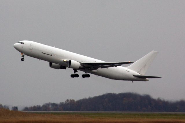 BOEING 767-300 (N1619A) - Amazon Air (operated by Atlas Air) B767-300 departing BOS doing extra Holiday Freight work on 12/10/22. 