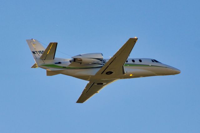 Cessna Citation Excel/XLS (N715DR) - Departing KBWG