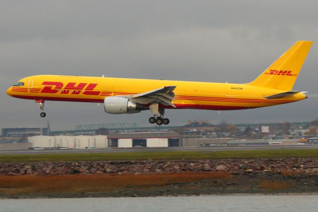 BOEING 767-200 (N557CM) - Air Transport 588 arriving from N. Covington, KY