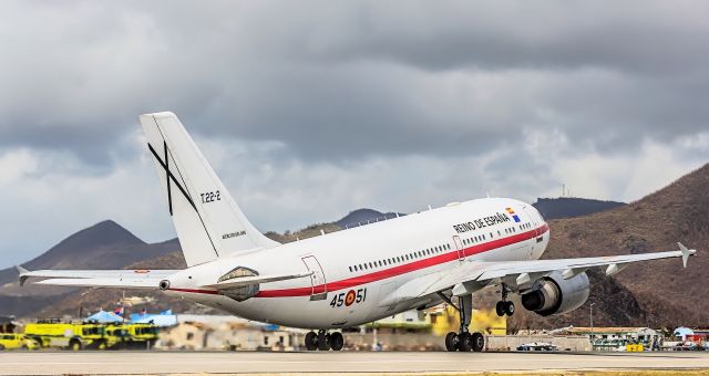 Airbus A310 (T222) - Espana spain air force departing TNCM St Maarten.