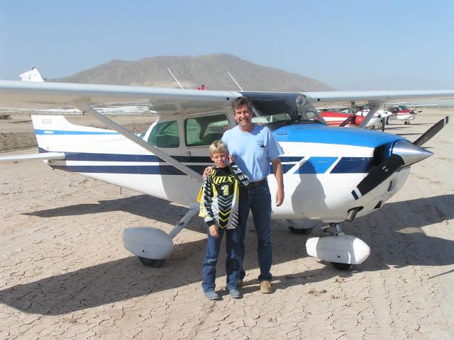 Cessna Skyhawk (N3532E)