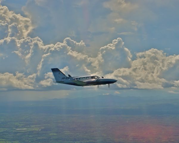 Cessna 421 (HPA510) - Climb over Anton