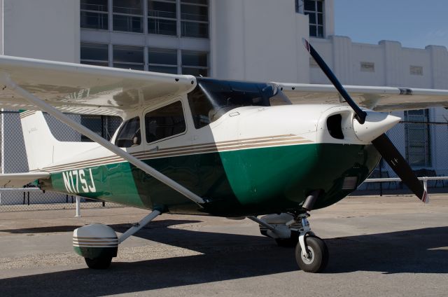 Cessna Skyhawk (N17SJ) - At the 1940s Airport Terminal Museum at Houston Hobby