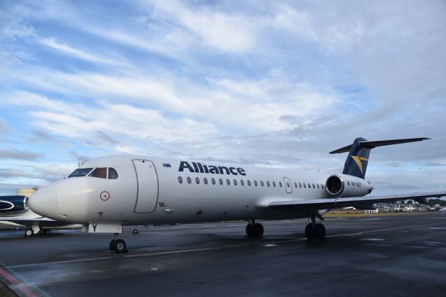 Fokker 70 (VH-QQY)