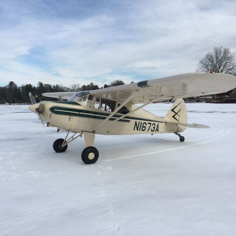Piper PA-22 Tri-Pacer (N1673A)