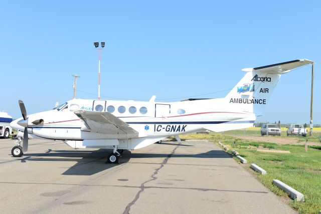 Beechcraft Super King Air 200 (C-GNAK) - 2014 Peace Regional Air Show - July 13 2014