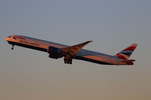 BOEING 777-300ER (G-STBD)