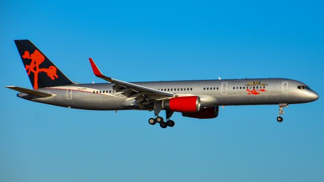 Boeing 757-200 (9H-AVM) - JetMagic Boeing 757-23A (9H-AVM) on lease to the Band U2, seen here arriving on Runway 21 at Perth from Sydney as "JET MAGIC 410" on their "The Joshua Tree Tour 2019"