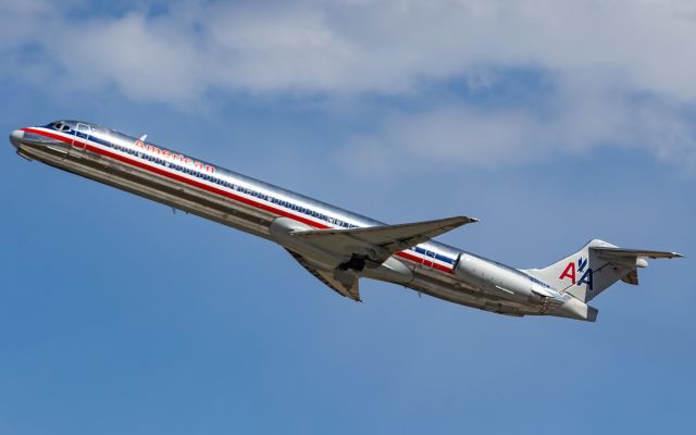 McDonnell Douglas MD-83 (N963TW)
