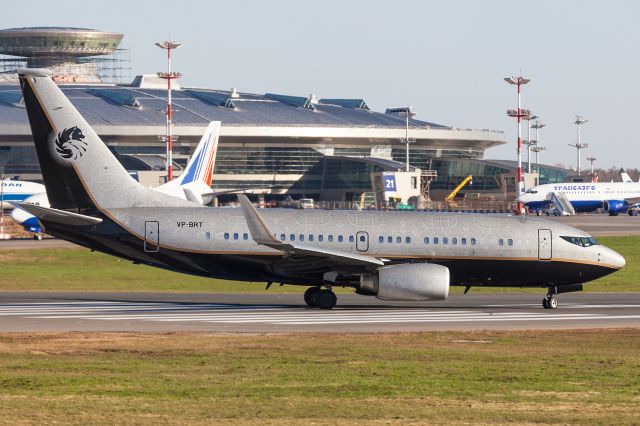 Boeing 737-700 (VP-BRT)