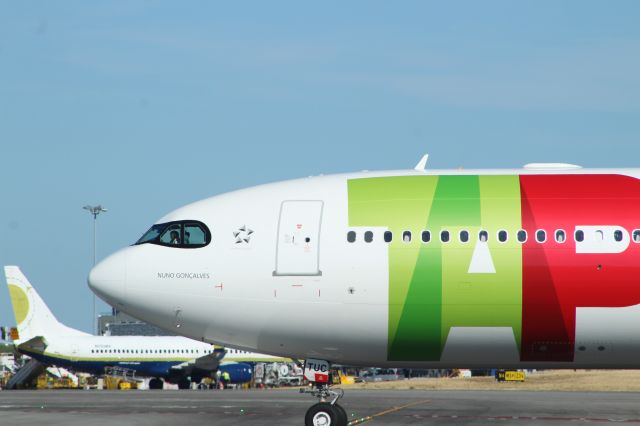 Airbus A330-300 (CS-TUC) - Aeroporto Gen. Humberto Delgado - Lisboa 10-06-2019