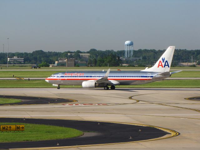 Boeing 737-800 (N918AN)