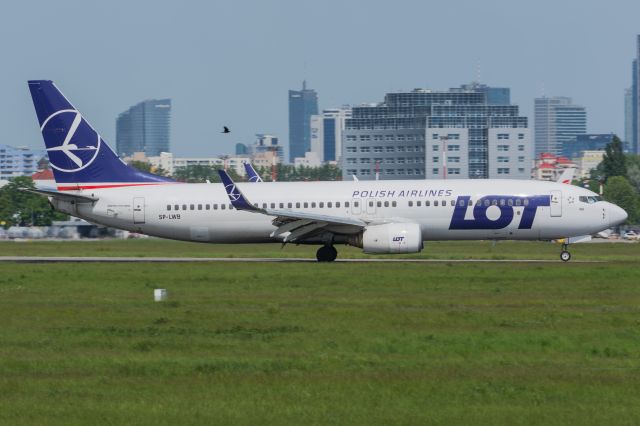 Boeing 737 MAX 8 (SP-LWB) - WAW SPOTTING