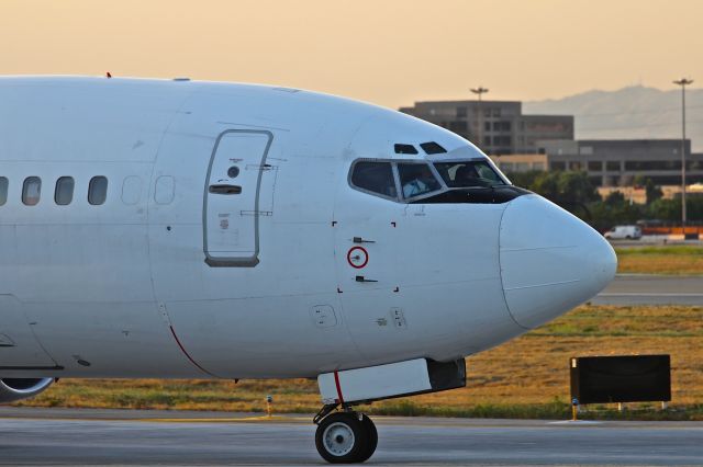 BOEING 737-400 (N279AD)