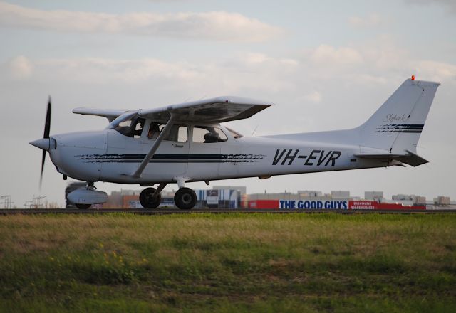 Cessna Skyhawk (VH-EVR)