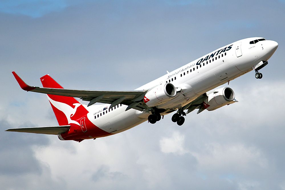 Boeing 737-800 (VH-VXJ) - QANTAS - BOEING 737-838 - REG VH-VXJ (CN 33480/1157) - ADELAIDE INTERNATIONAL SA. AUSTRALIA - YPAD (17/11/2014)