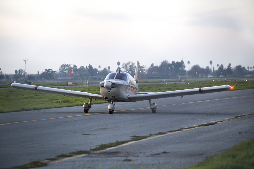 Piper Dakota / Pathfinder (N8556W) - Taxiing at KRHV 