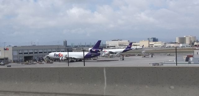 Boeing MD-11 — - CARGO GATE FEDEX KLAX