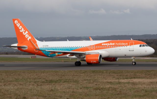 Airbus A320 (G-EZOA)