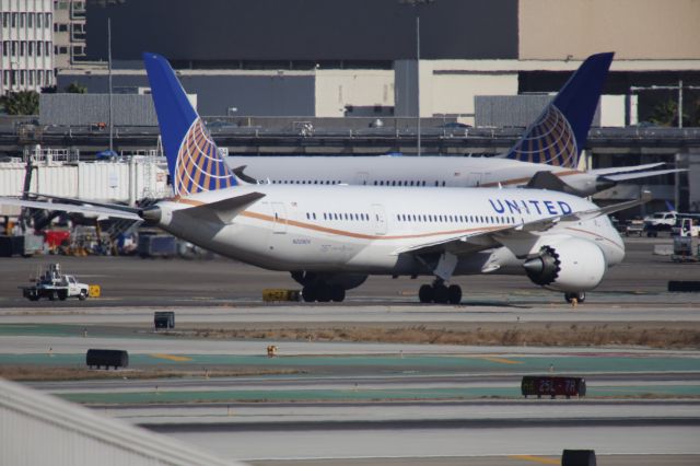 Boeing 787-8 (N20904) - READY TO TAXI