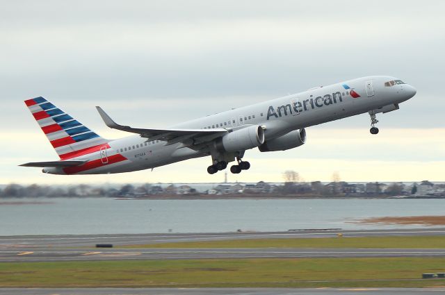 Boeing 757-200 (N176AA) - AA 1172 departing to Miami on 22R