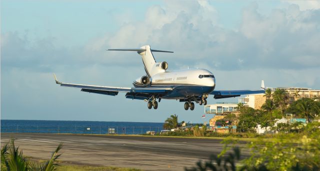 Boeing Super 27 (100) (VP-BAP)