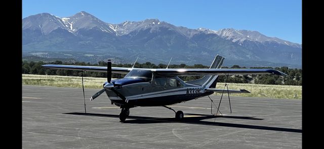 Cessna Centurion (N333BC)