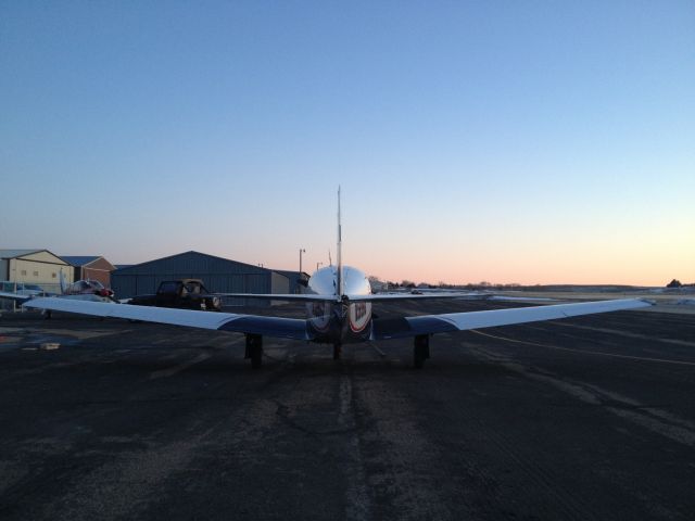 Mooney M-20 (N5696Q)