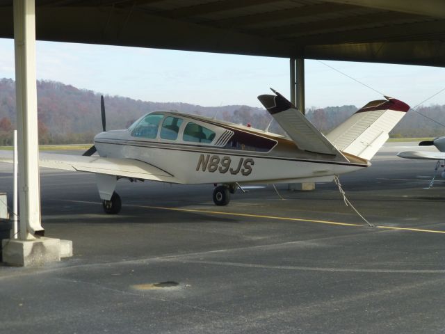 Beechcraft 35 Bonanza (N89JS)