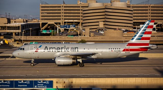 Airbus A320 (N647AW)